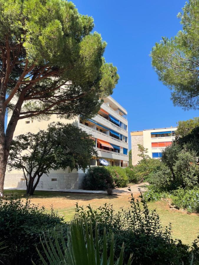 Frejus Plage - 50m2 au calme, tout à pieds Fréjus Exterior foto